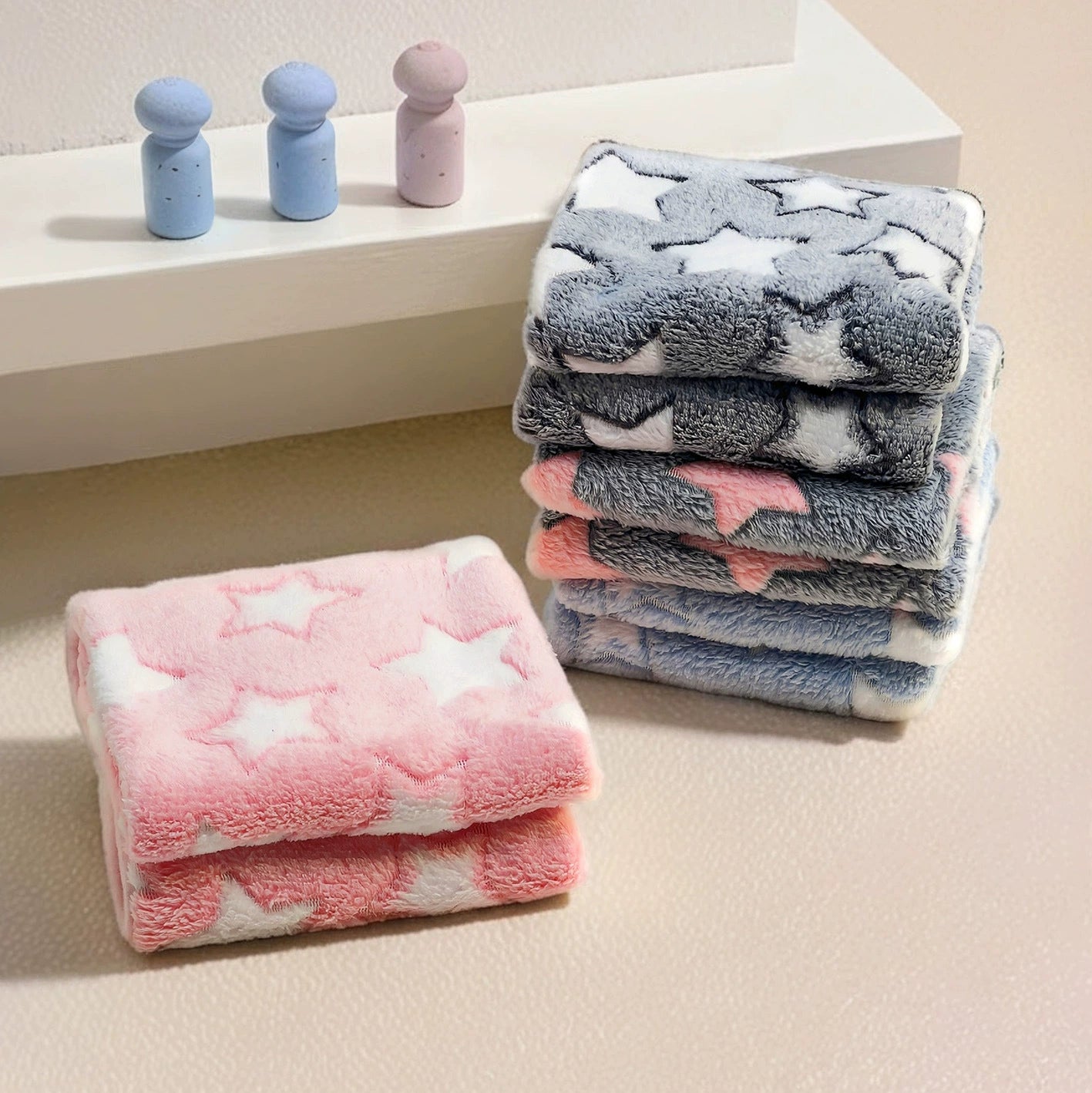 Soft Flannel Star Pet Blanket